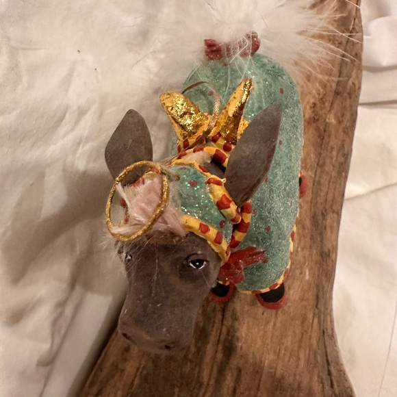 Mackenzie Childs Nativity David Donkey Ornament by Patience Brewster 🫏 - Picture 5 of 6